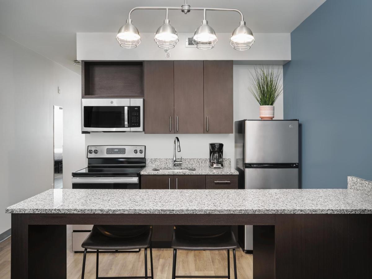 Stayapt Suites San Antonio-Randolph Live Oak Eksteriør billede